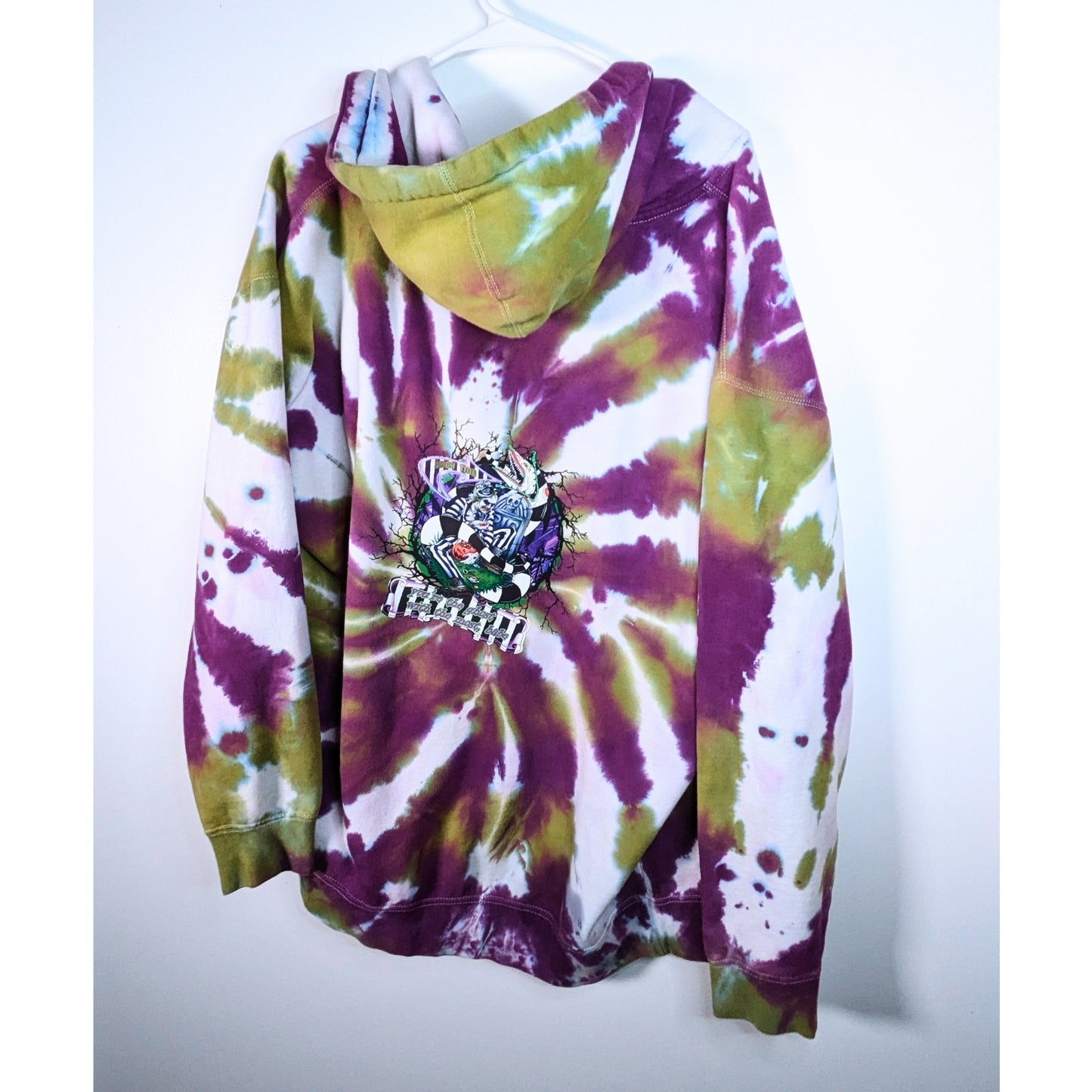 Tie-Dye Zip-Up Hoodie with Beetlejuice Inspired Graphic ๐