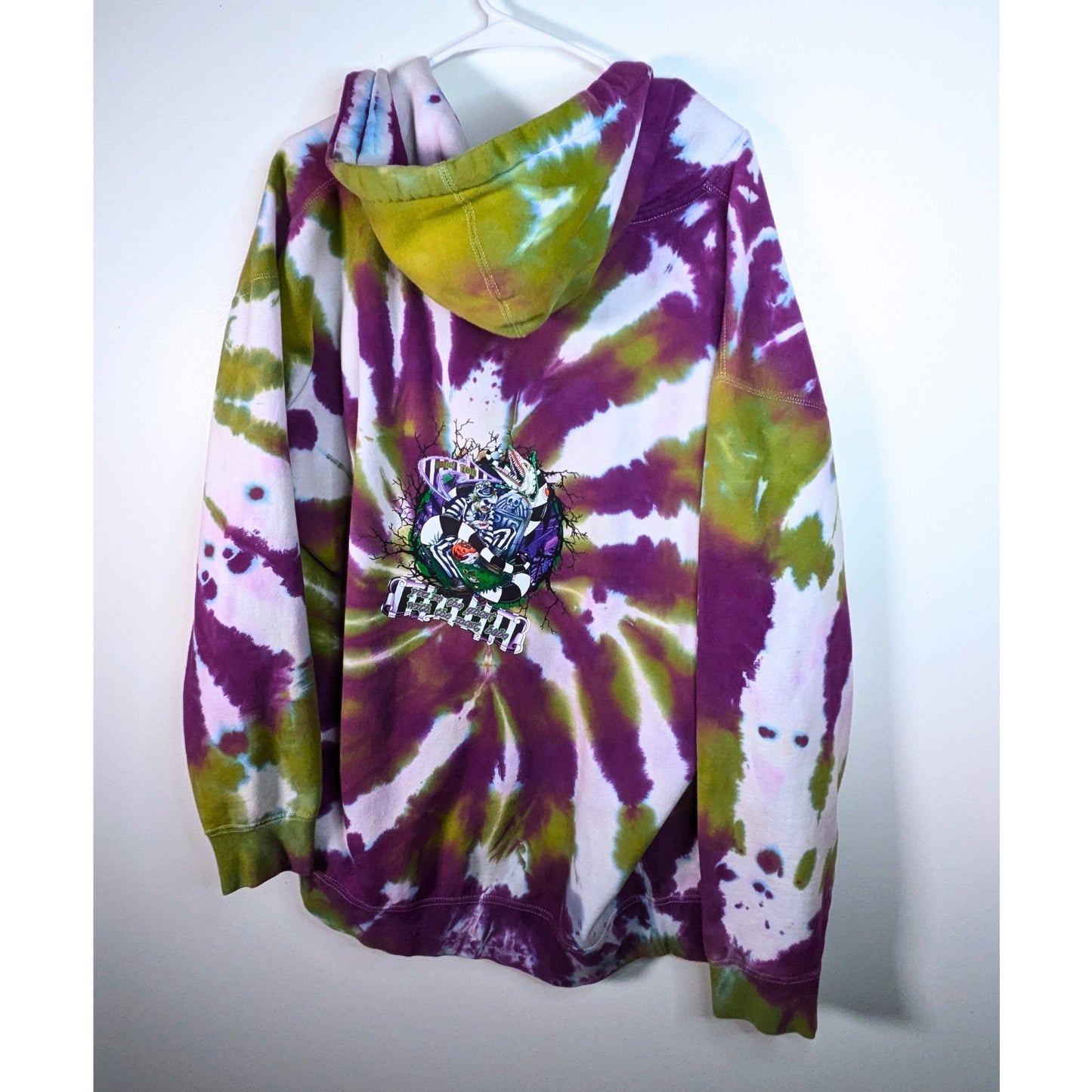 Tie-Dye Zip-Up Hoodie with Beetlejuice Inspired Graphic 💚