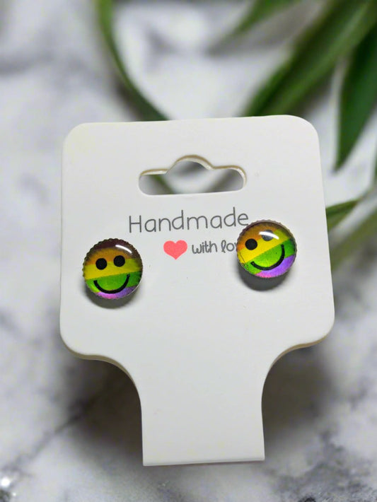 🌈 Rainbow Smiley Face Circle Stud Earrings